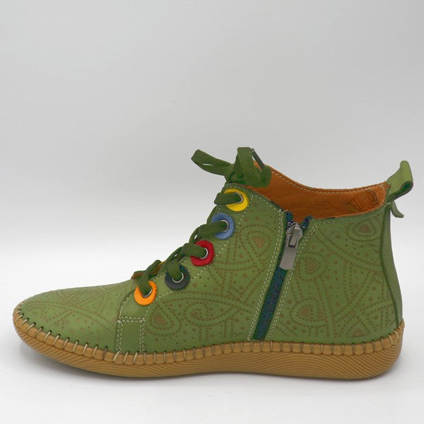 LICIA OLIVE