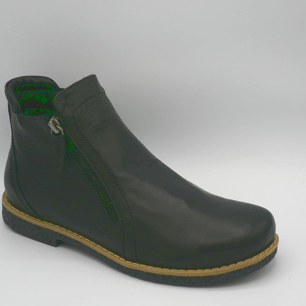 TALLOW - BLACK